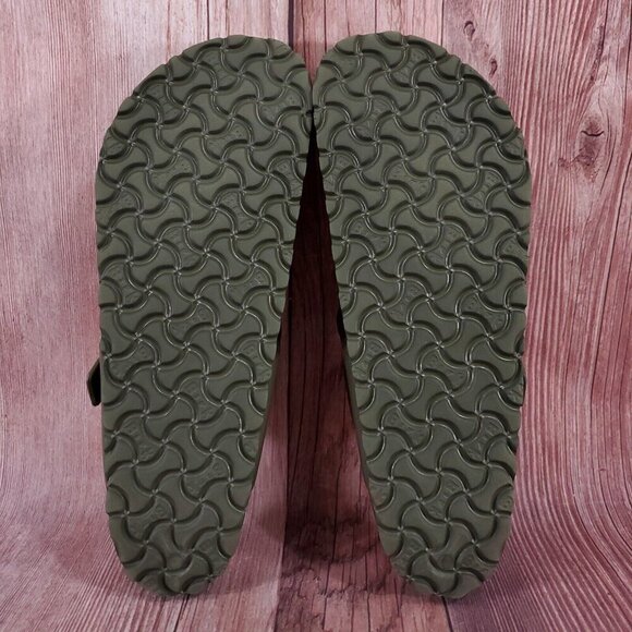 *READ* Birkenstock Mens 45 US 12 Gizeh Essentials Eva Khaki Flip Flops Sandals - Picture 12 of 13